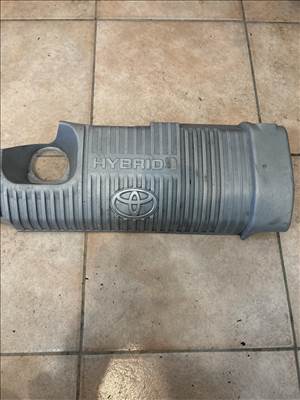 Toyota yaris 1.3 hybrid motorburkolat  1121221080