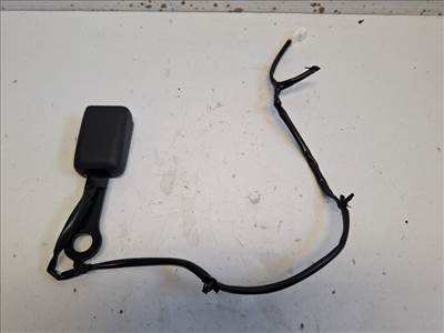 Nissan Leaf (ZE1) jobb első biztonsági öv csat