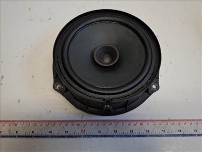 Dacia duster (P1310) bal hátsó hangszóró 281443585R