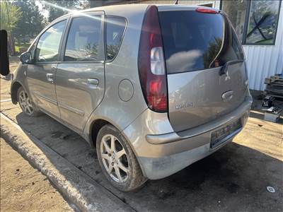 Mitsubishi Colt V 1.3i bontott alkatrészei