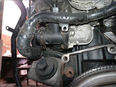 Volkswagen Passat B6 Termosztátház *162492* 31i421133a
