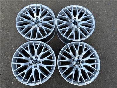 4db gyári 19" Mustang 5000 GT alufelni. (4367)