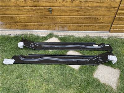 BMW e46 bal oldali küszöb  bmw7114809