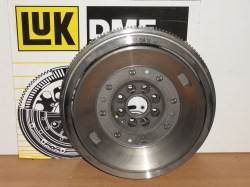 PEUGEOT 4007 2.2 HDi (156Le) kettős tömegû lendkerék