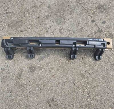 Dacia Sandero III hátsó lökhárító merevítő/ütközőgerenda 2022-től 755867577R