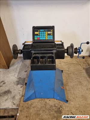 Kerék centírozó, kiegyensúlyozó