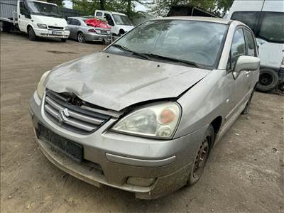 Suzuki Liana bontott alkatrészei