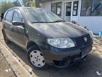 Fiat Punto II 1.2i bontott alkatrészei