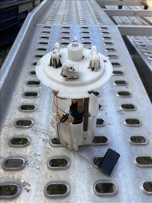 Nissan Micra K14 üzemanyag pumpa 0580203163