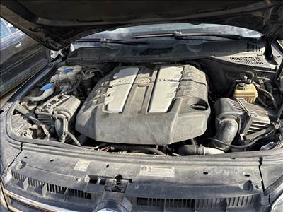 Volkswagen Touareg II V8 TDI 4.2 TDI CKD motor 