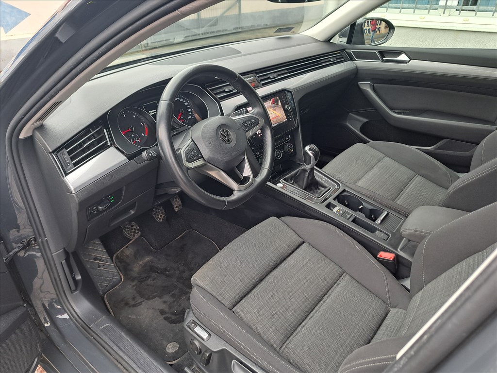Eladó Volkswagen Passat Variant 2.0 TDI SCR BMT (1968 cm³, 190 PS) (B8) 4. kép