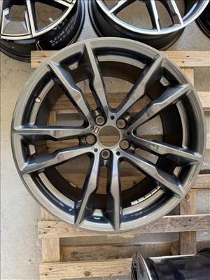 R20 Original Bmw 10.5J ET32 - 2284655 1darab alufelni 