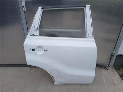 Suzuki Vitara (LY) Jobb hátsó enyhén sérült Vitara ajtók