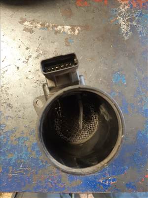 Renault Trafic Légtömegmérő