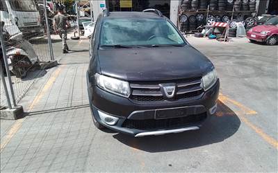 Dacia Sandero II bontott alkatrészei