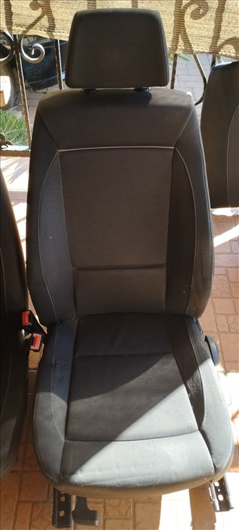 BMW 118 (E81, E82, E87, E88) bontott alkatrészei 12. kép