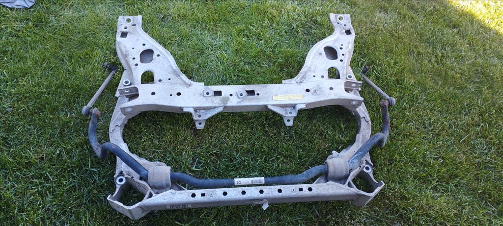 BMW 118 (E81, E82, E87, E88) bontott alkatrészei 14. kép