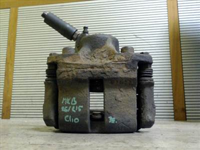 RENAULT CLIO 01-06 Jobb első féknyereg munkahengerrel