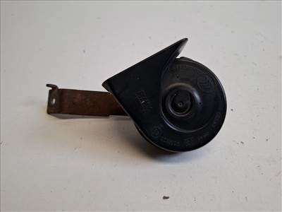 Ford Fiesta  kürt 8V2T13802AB