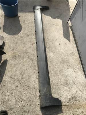 Opel Crossland X jobb küszöb burkolat 13482064