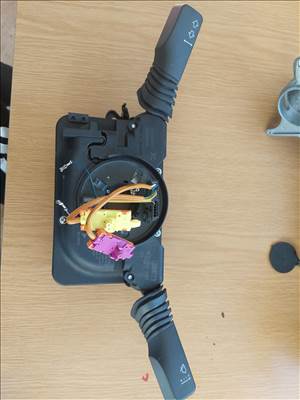 Opel Astra H kormánykapcsoló 