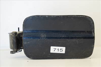 BMW 4er F32-F36 üzemanyag-betöltő nyílás fedél