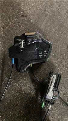 Toyota Avensis (T250) Jobb hátsó központi zár 