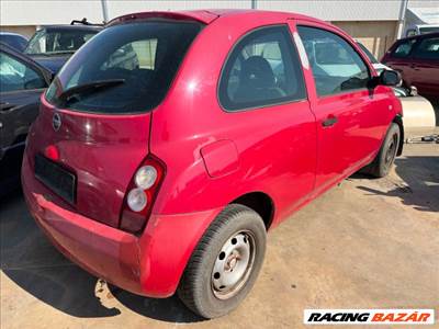 Nissan Micra III Jobb hátsó Dobbetét (Kerékjárati, Műanyag) 157542*