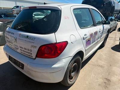 Peugeot 307 Jobb hátsó Féknyereg Munkahengerrel *162654*