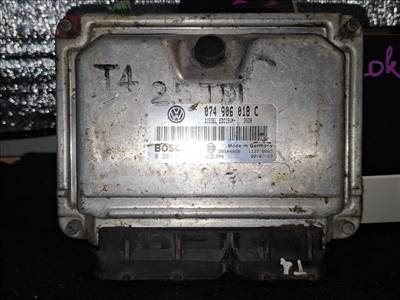 Volkswagen T4 Multivan motorvezérlő  074906018c 0281010082