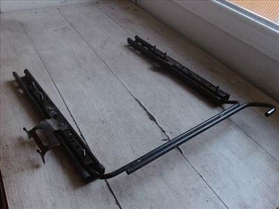 RENAULT Espace 2006.03.01-2010.08.31 Ülés tartó sín jobb első