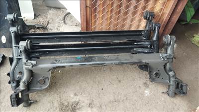 Suzuki Swift IV Hátsó híd 