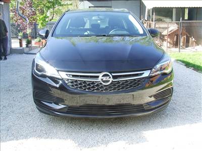 Opel Astra K Sports Tourer 1.6 CDTI motorháztető 