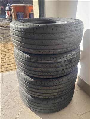 Nexen N'Fera Sport 235/60 R17 102V nyári gumi 4 db