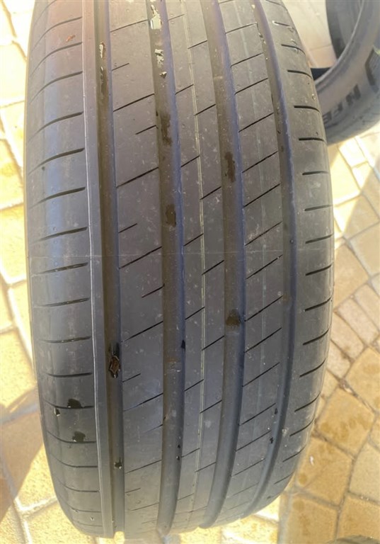 Nexen N'Fera Sport 235/60 R17 102V nyári gumi 4 db 3. kép