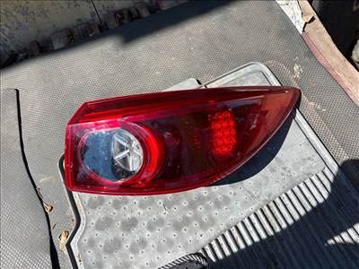  MAZDA 3 lépcsőshátú (BM) Jobb Külső Hátsó Lámpa