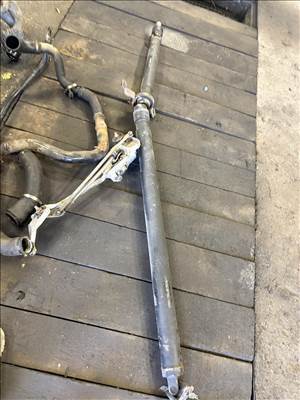 Mitsubishi Outlander II 2.2 DI-D 4WD kardán 