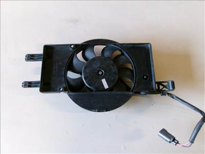 FORD FOCUS MK3 HŰTŐVENTILLÁTOR ELADÓ! bv618c607sb