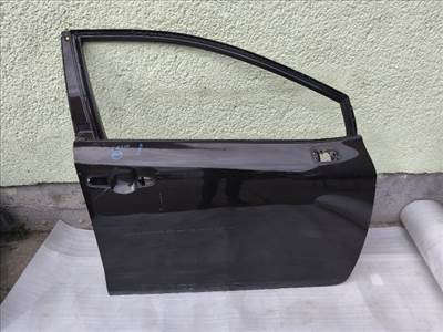 Toyota Corolla (E210) Jobb első Ajtó