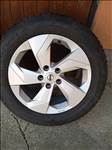 gyári 17 collos Nissan Juke F16 / Nissan Qashqai J11 alufelnik téligumikkal