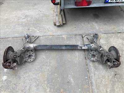 Toyota Yaris (XP90) Yaris 2 hátsó futómű tárcsafékes hátsó híd 