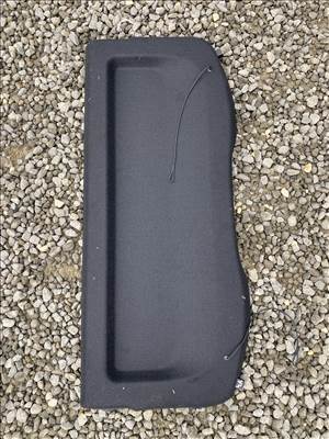 Toyota Yaris (XP210) Kalaptartó