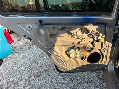 Volkswagen Golf IV Bal hátsó Ajtózár *158459*