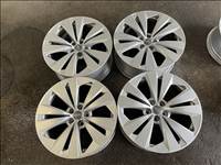  5x112 -es,  8,5X 19"-es  újszerű gyári Audi Q8 alufelni