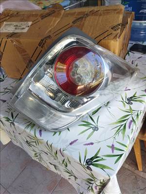 Toyota Verso jobb hátsó lámpa  815510f092 0821249t5r