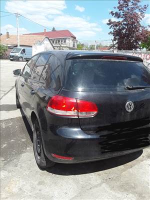 Volkswagen Golf VI 1.6 Csomagtèrajtó üveggel 