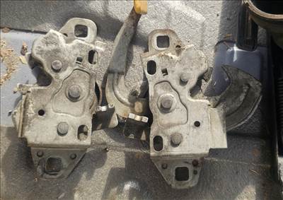 Mini Hatch R50/R53 Gépháztető zár pár 