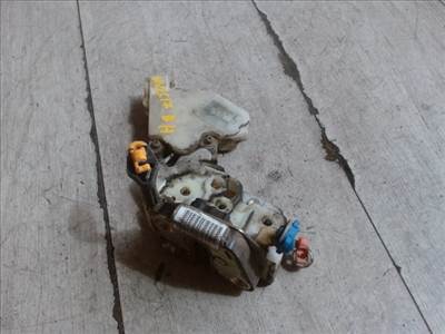 NISSAN ALMERA 03- Bal hátsó ajtó zárszerkezet központi záras