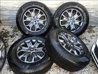  6x139.7 lyukosztású 18" új (gyári felni) alufelni, rajta 255/65 új Goodyear négyévszakos gumi gumi 