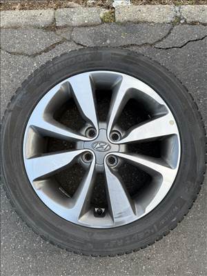 1 db Hyundai i20 gyári 16" alufelni 52910c8100